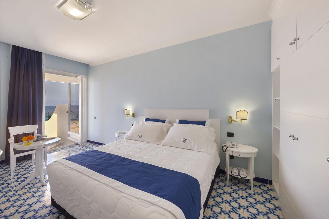 Hotel Saline Палінуро Екстер'єр фото